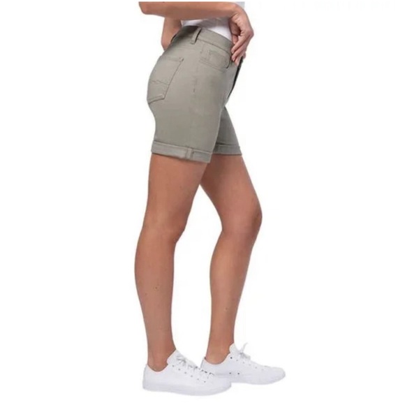 Parasuco Women’s Knit Denim Short - Picture 3 of 5